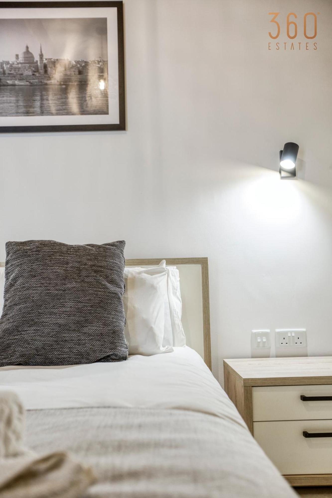 A Lovely 1Br Home With Balcony Just Off The Coast By 360 Estates Saint Julian's Екстериор снимка